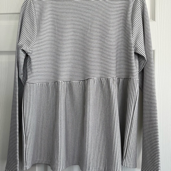 Savannah Jane Embroidered Top - M - Picture 2 of 3